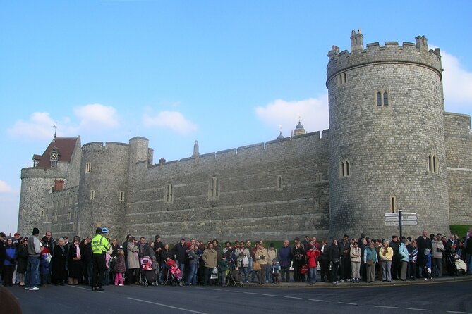 Windsor Castle, Bath and Stonehenge Tour - Windsor Castle: what you’ll actually see in 90 minutes