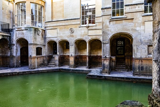 Windsor Castle, Bath and Stonehenge Tour - Comfort, pacing, and group dynamics: the tradeoffs you can control