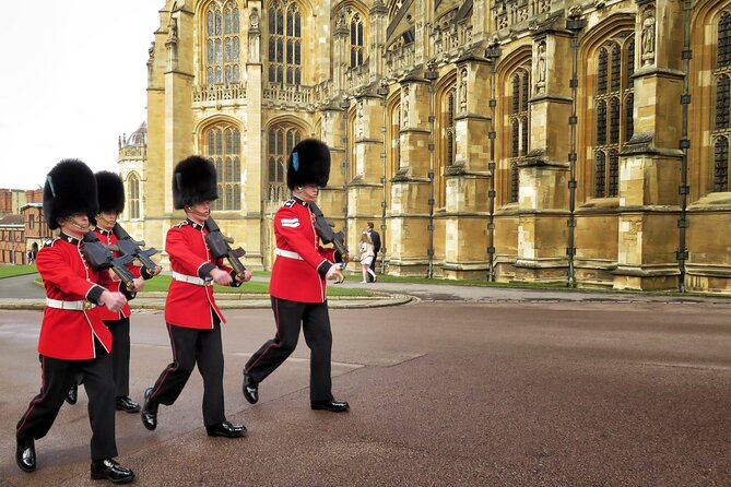 Windsor Castle Half Day Trip from London by Luxury Coach - Meeting at Earl’s Court (Stop C) and the Timing Rule That Matters