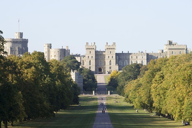 Windsor Castle Tour from London with Optional Lunch or London Eye - The Coach Ride From Victoria: Easy Start, Small Group Feel