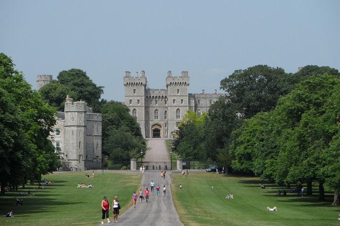 Windsor Day Trip from London with a Local: Private & 100% Personalized - Private Train Ride from London: The Real Start of the Tour