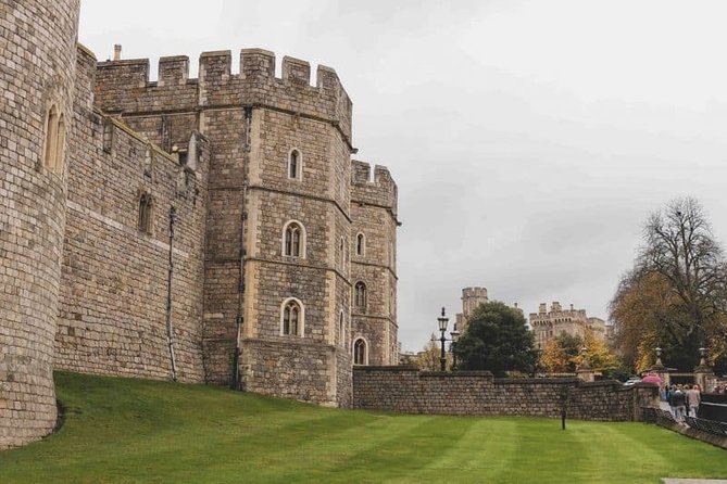 Windsor Independent Day Trip from London with Private Driver - Windsor Great Park and the Long Walk: where to stretch your legs