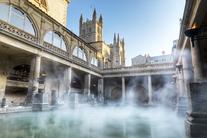 Windsor, Stonehenge and Bath Trip from London - Windsor Castle and St. George’s Chapel: where the royals actually lived