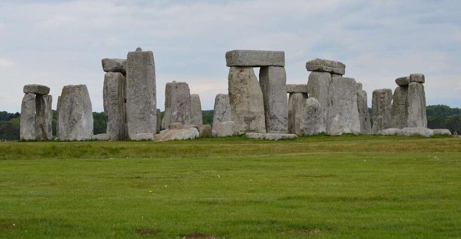 Windsor Stonehenge Bath Private Tour from London with Passes - Price and logistics: what the $829 really buys