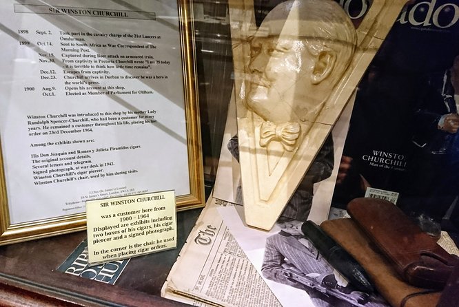Winston Churchill's London At War. A Private Walk Through Britain's Darkest Hour - St James: gentlemens clubs, MI5-style offices, and the cigars stop