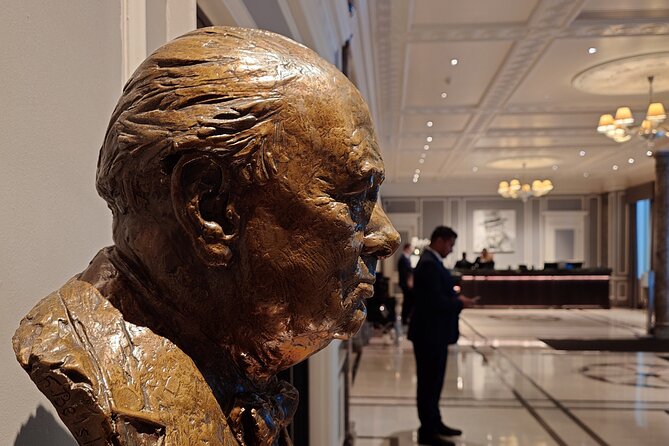 Winston Churchill's London At War. A Private Walk Through Britain's Darkest Hour - Parliament Square and VE Day: shelters under the square and Churchill’s statue spot