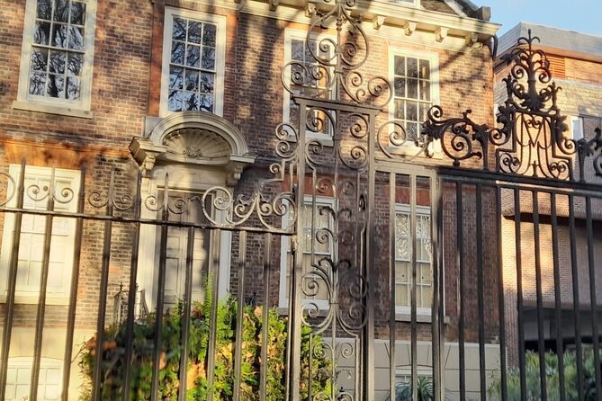 Women of Whitechapel 2 hour Walking Tour - Where you meet and how the walk “finishes you” near Liverpool Street