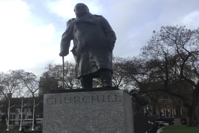 WW2 London Blitz Private Tour - Parliament Square, Houses of Parliament, and Westminster Abbey: democracy targets and the air-raid shadow
